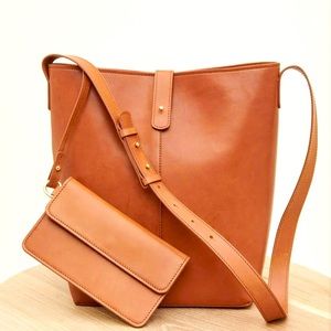 Jenni Kayne - Leather Bucket Bag (Cognac)